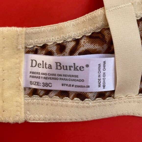 Delta Burke Animal Print Bra Size 38C - Picture 5 of 7